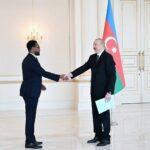 Azərbaycan Respublikasının Prezidenti İlham Əliyev aprelin  Somali Federativ Respublikasının ölkəmizdə yeni təyin olunmuş fövqəladə və səlahiyyətli səfiri Abdinur Dahir Fidounu qəbul edib.